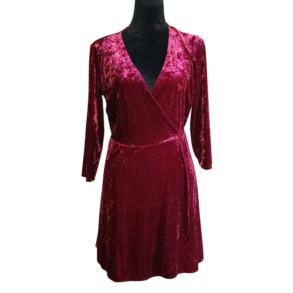 Lulu's‎ Shine of Your Life Mini Wrap Dress Womens M Velvet Valentines Whimsigoth